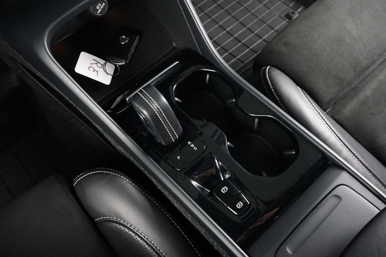 Volvo XC40 D3 AWD Geartronic R-design