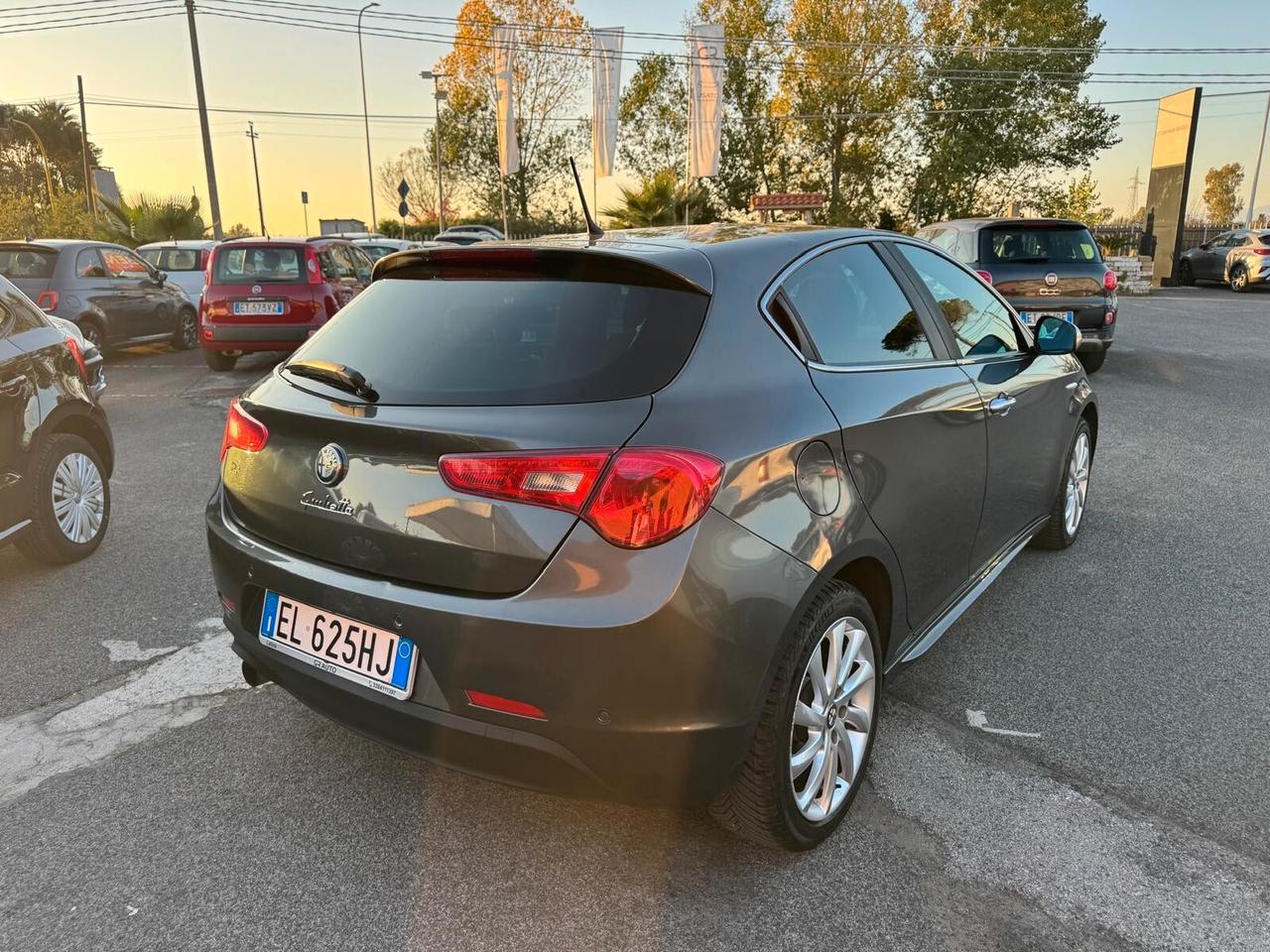 Alfa Romeo Giulietta 1.4 GPL 170CV DISTINCTIVE 2012