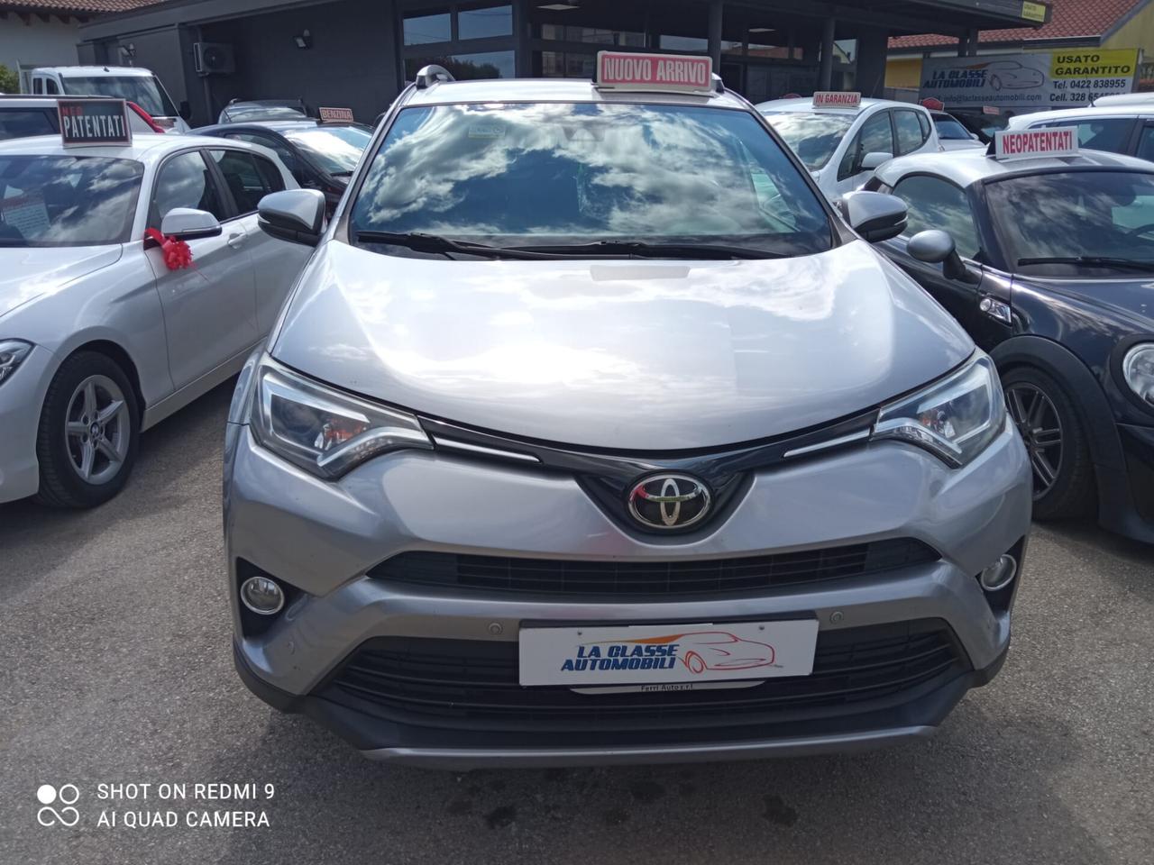 Toyota RAV 4 RAV4 2.0 D-4D 2WD Style