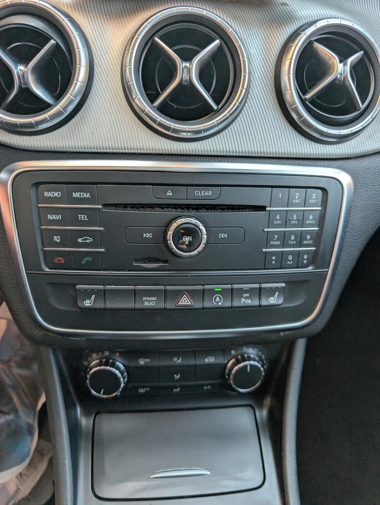 Mercedes-benz CLA 200 d Automatic Premium