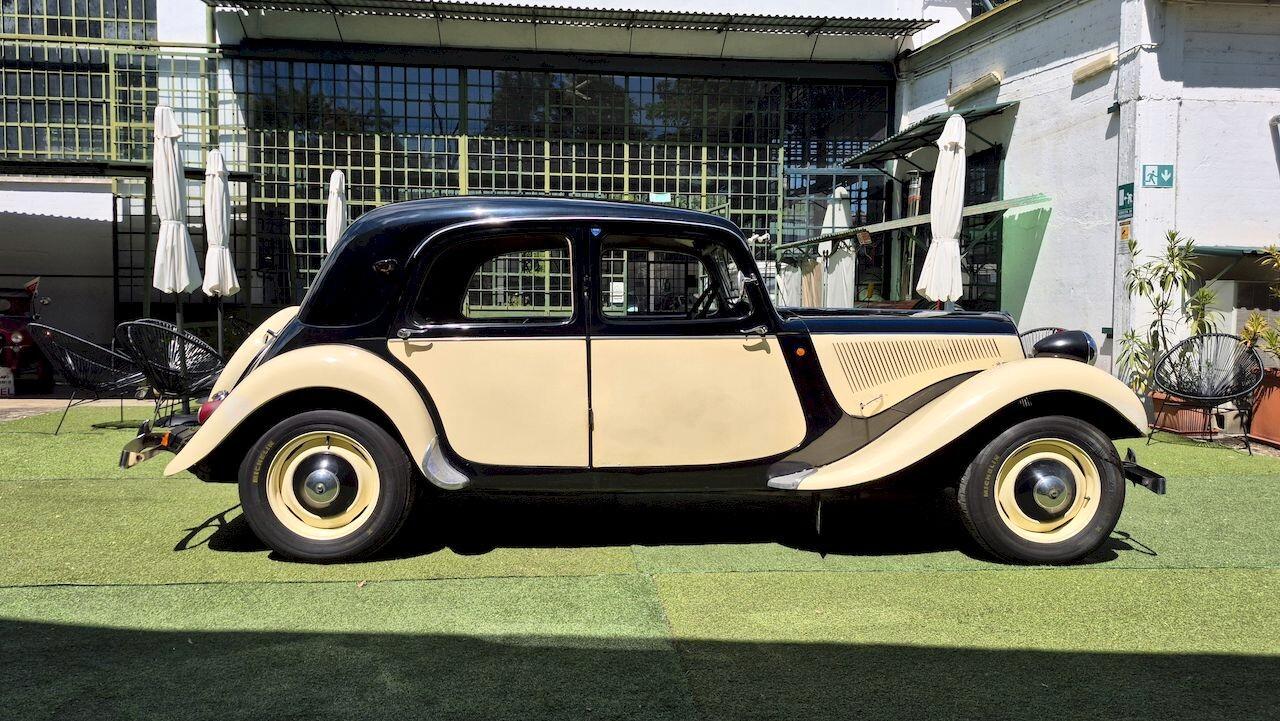 Citroen Traction Avant 11 BL – 1955