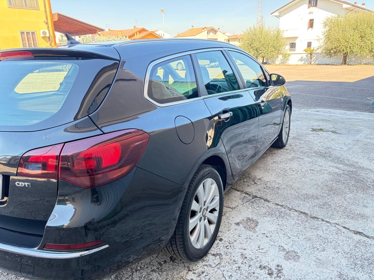Opel Astra 1.7 CDTI 110CV 5 porte Cosmo