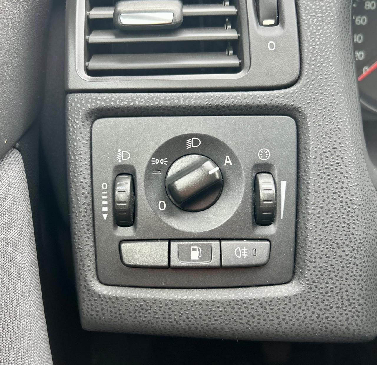 Volvo V50 R-design Neopatentati 2012