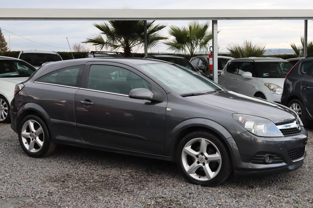 Opel Astra Opel Astra GTC 1.7 CDTI 110CV 3P COSMO