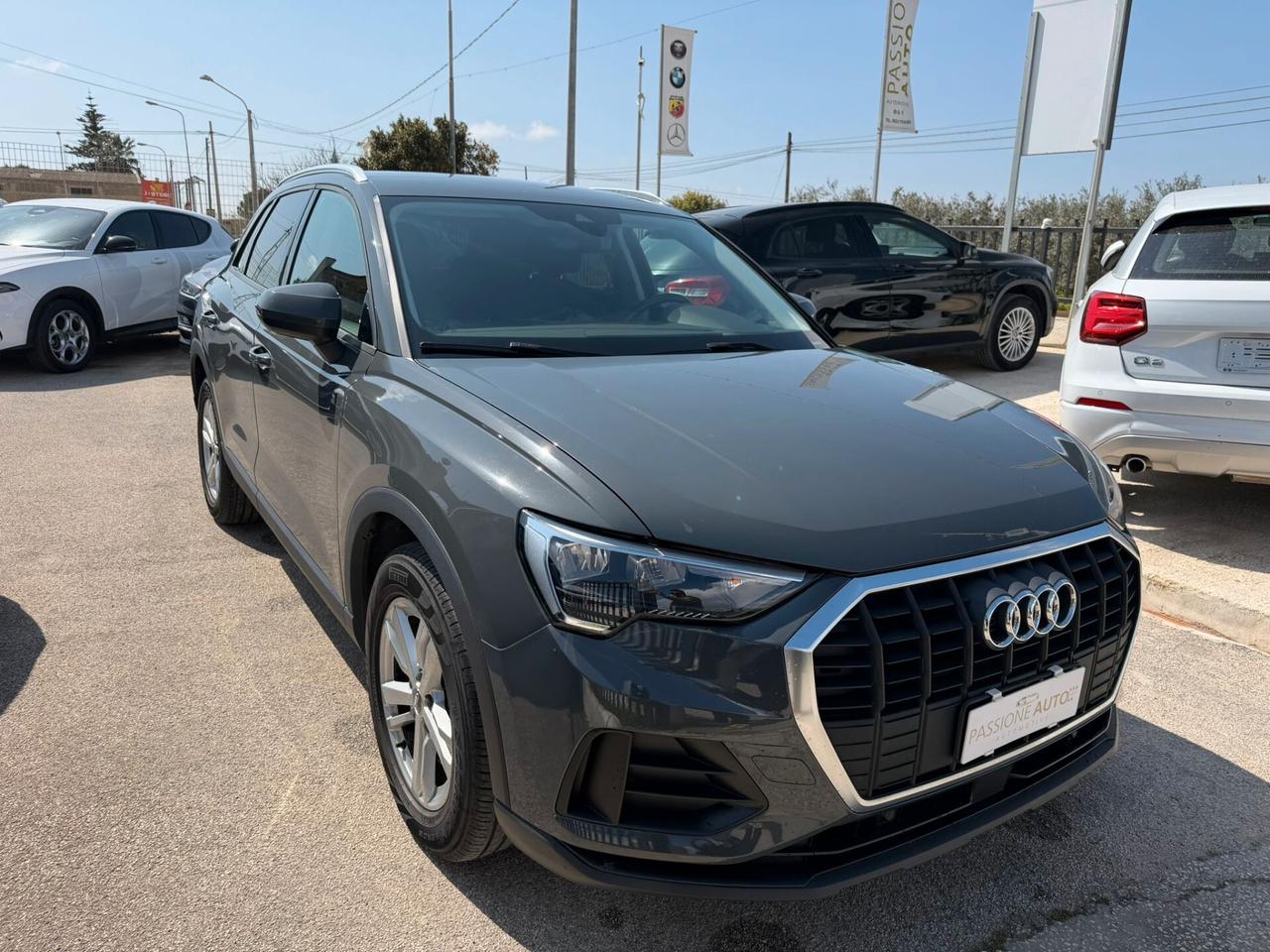 Audi Q3 35 TDI S tronic Business