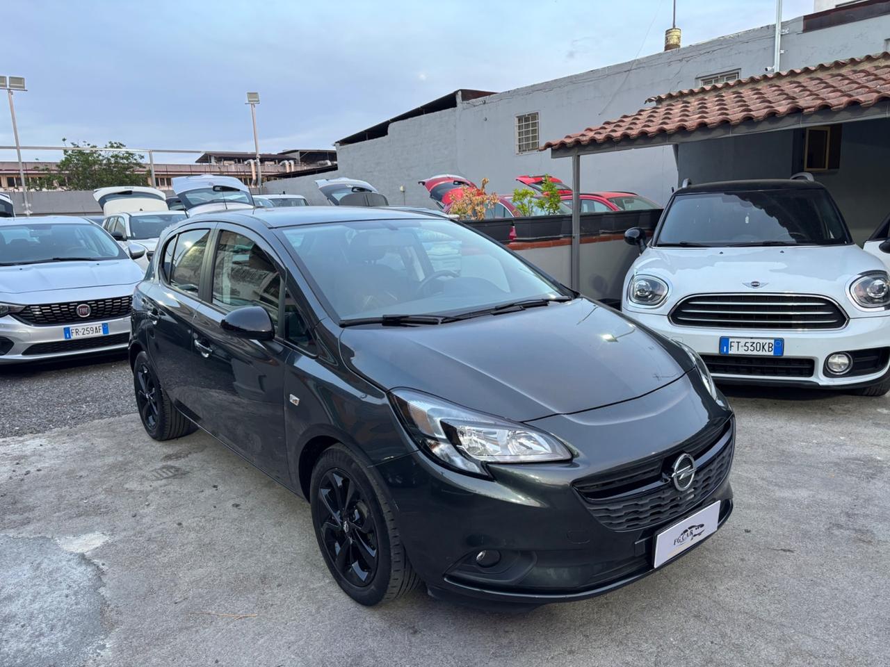 Opel Corsa 1.4 90CV Coupé b-Color