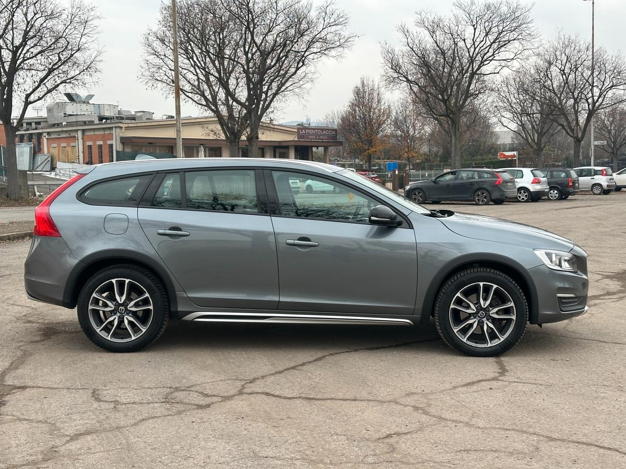 Volvo V60 Cross Country D3 Geartronic Business