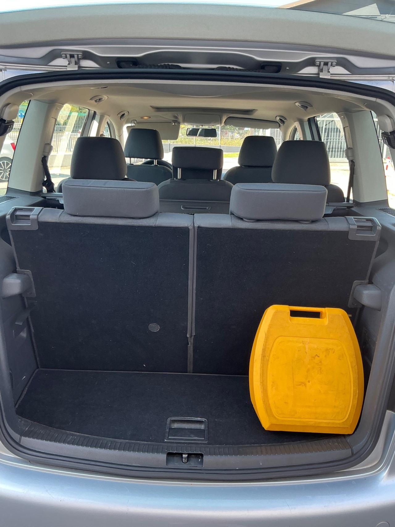 Volkswagen Touran 1.9 TDI 105CV Trendline 7 posti