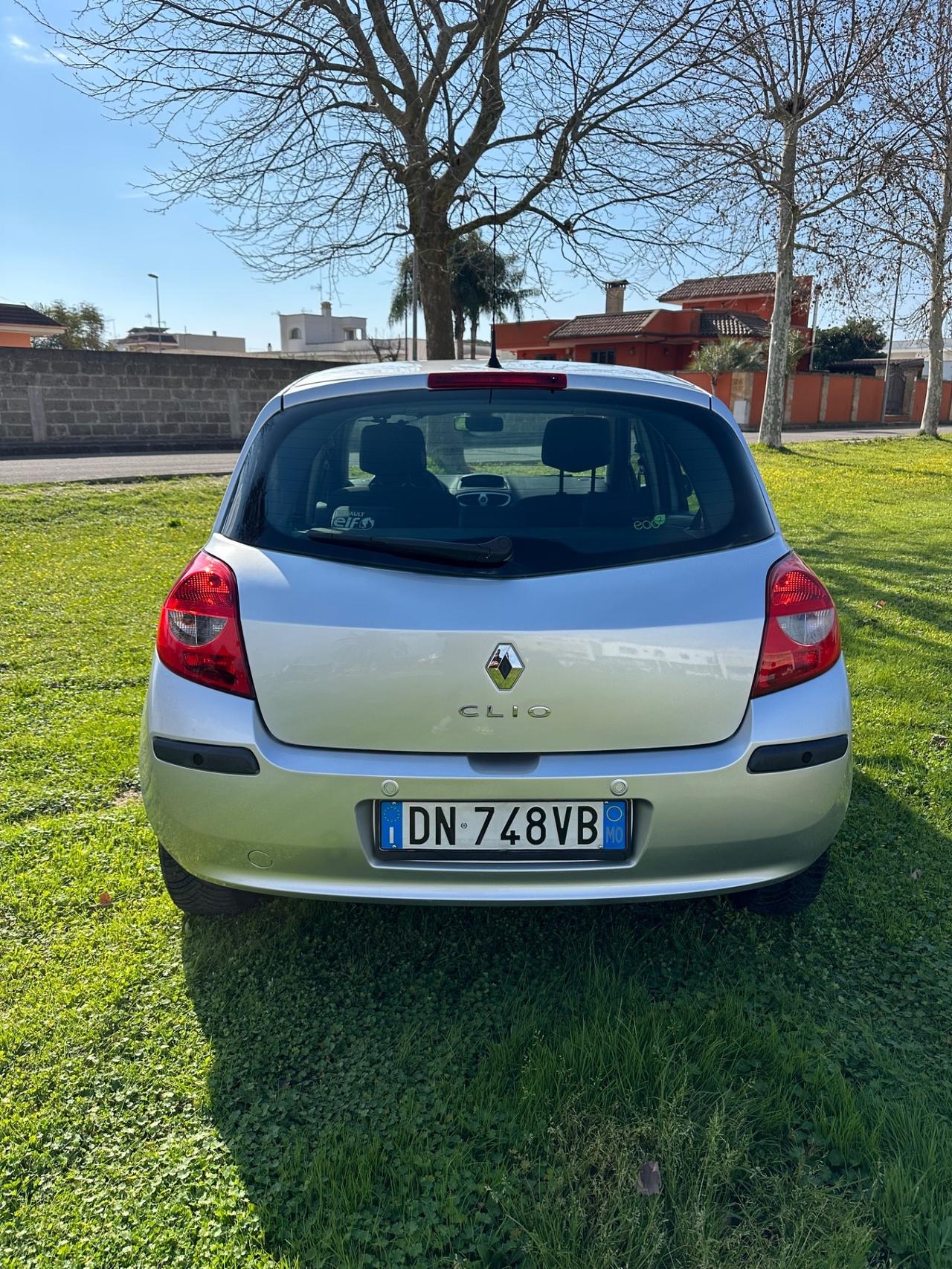 Renault Clio 1.2 GPL Le Iene NEO PATENTATI