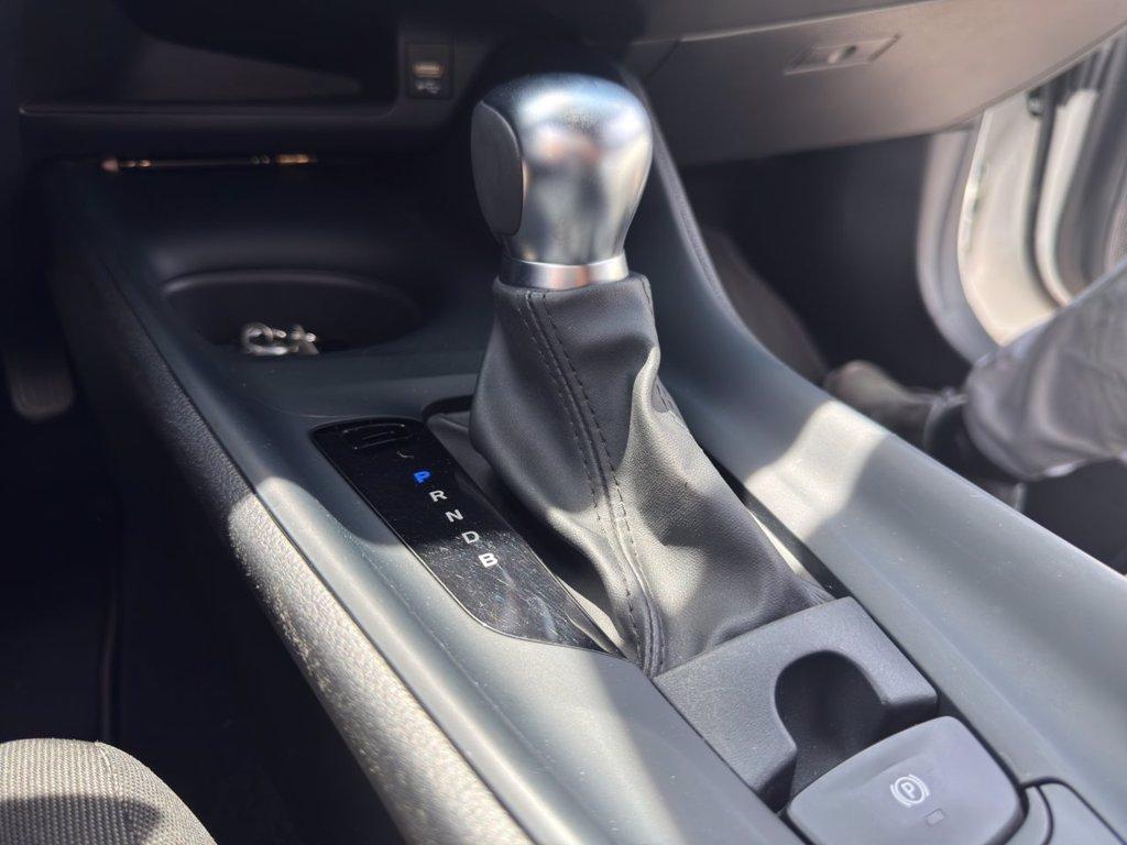 TOYOTA C-hr 1.8h active e-cvt del 2022