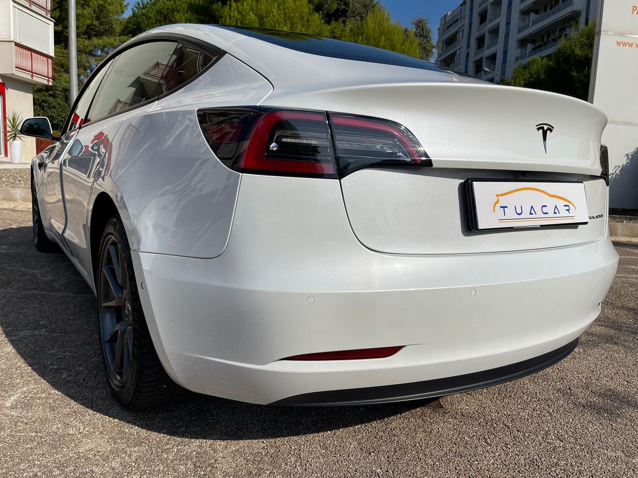 Tesla Model 3 Long Range