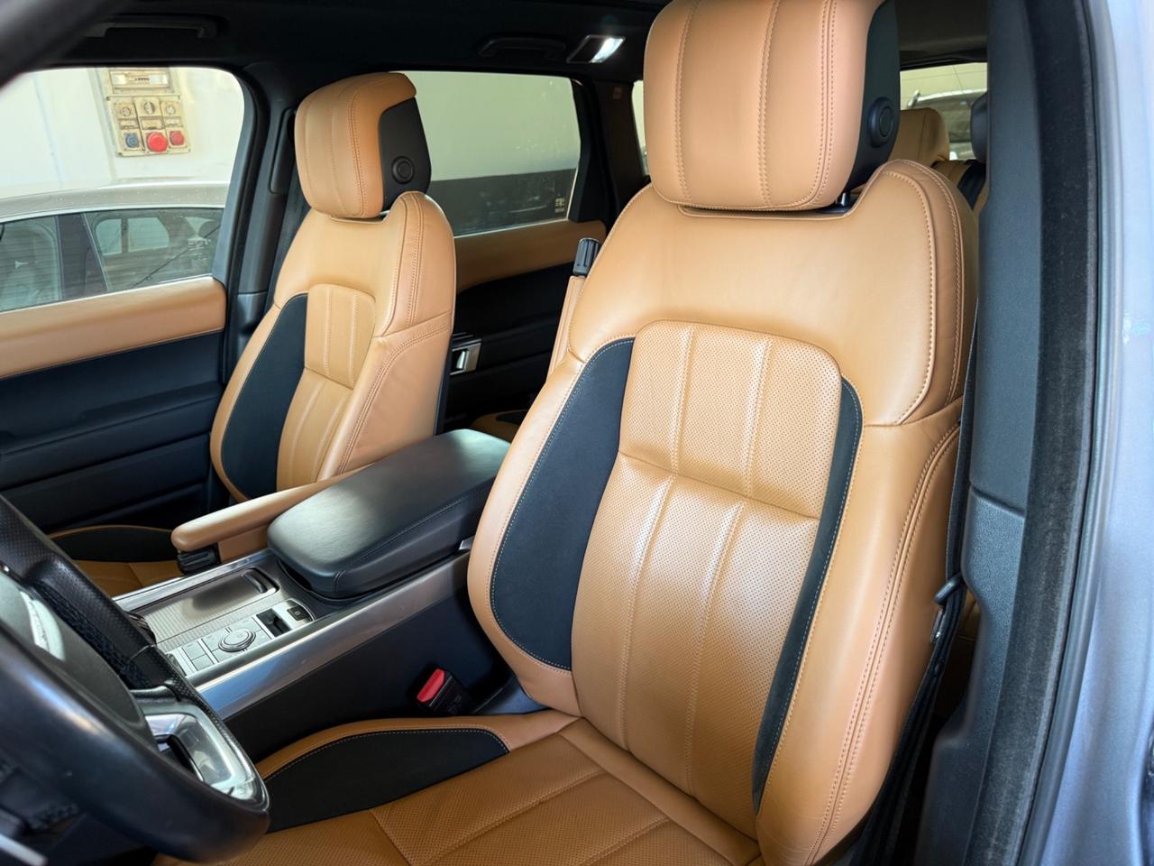 Land Rover Range Sport 3.0D l6 300 CV HSE Dynamic Stealth