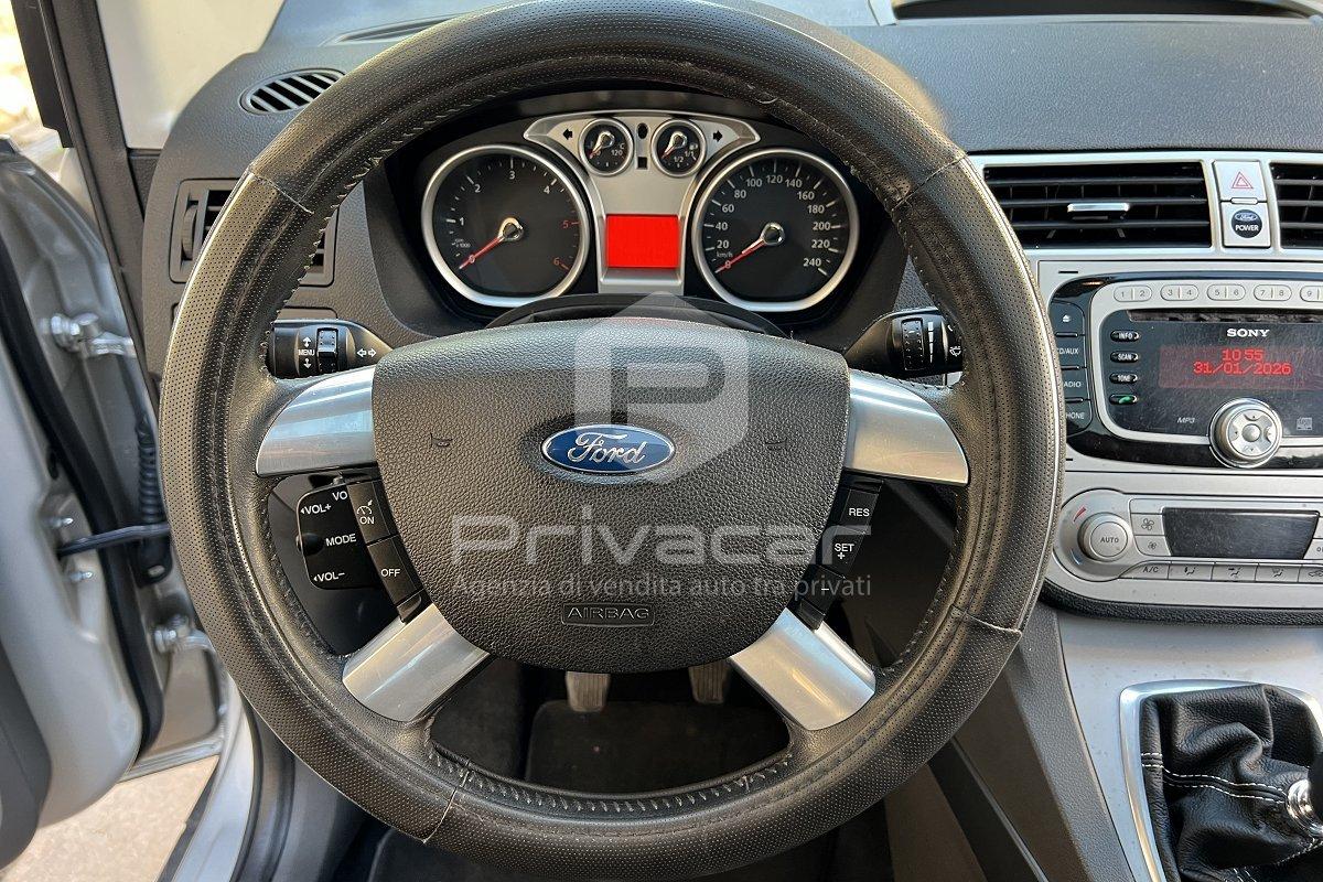 FORD Kuga 2.0 TDCi 136 CV 4WD Titanium DPF