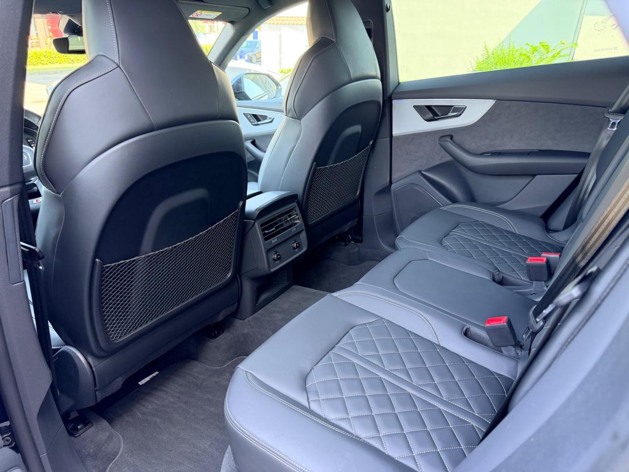 Audi Q8 SUV TDI quattro 210 kW tiptronic S line edition