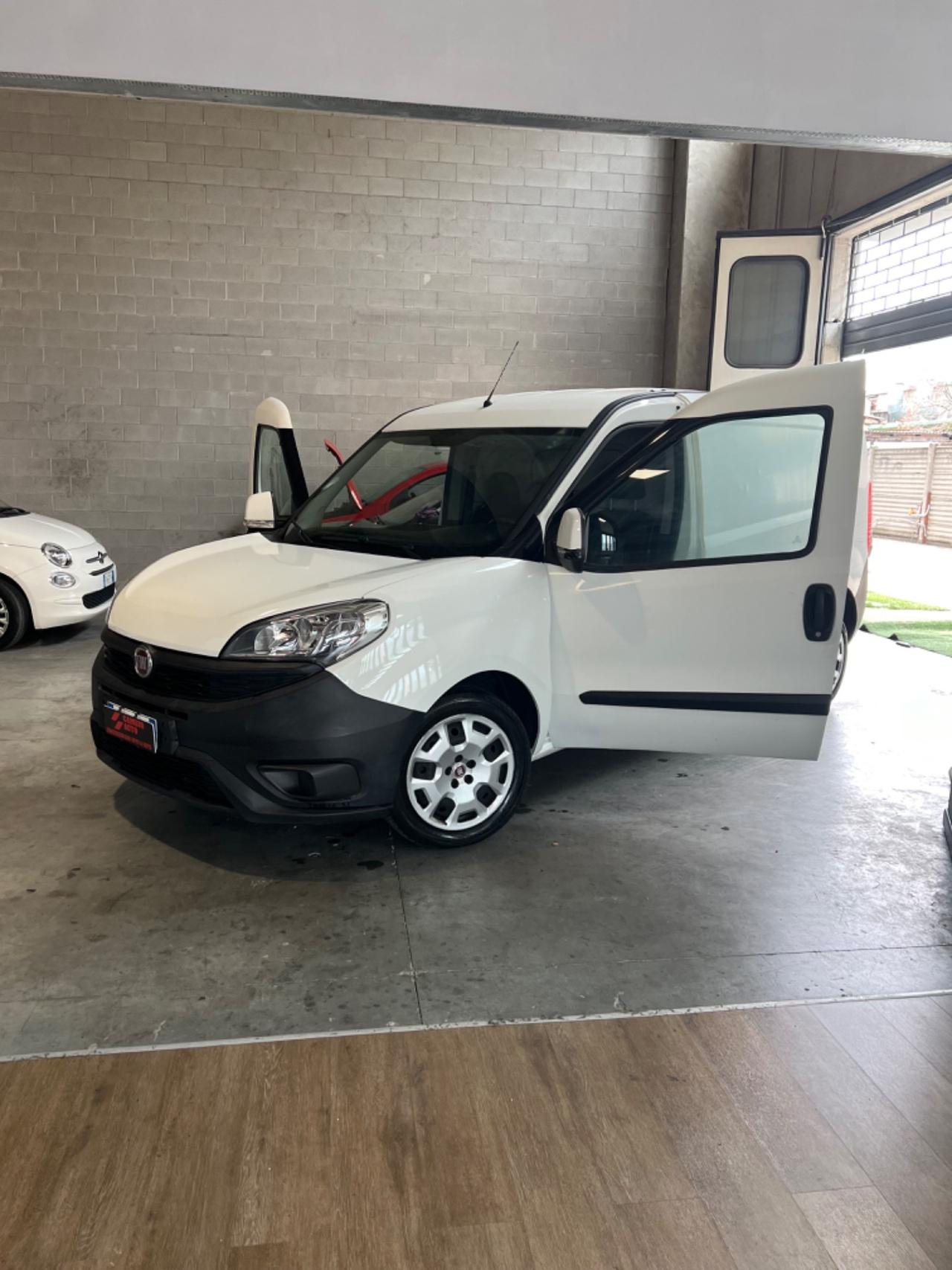 Fiat doblò maxi 3 posti