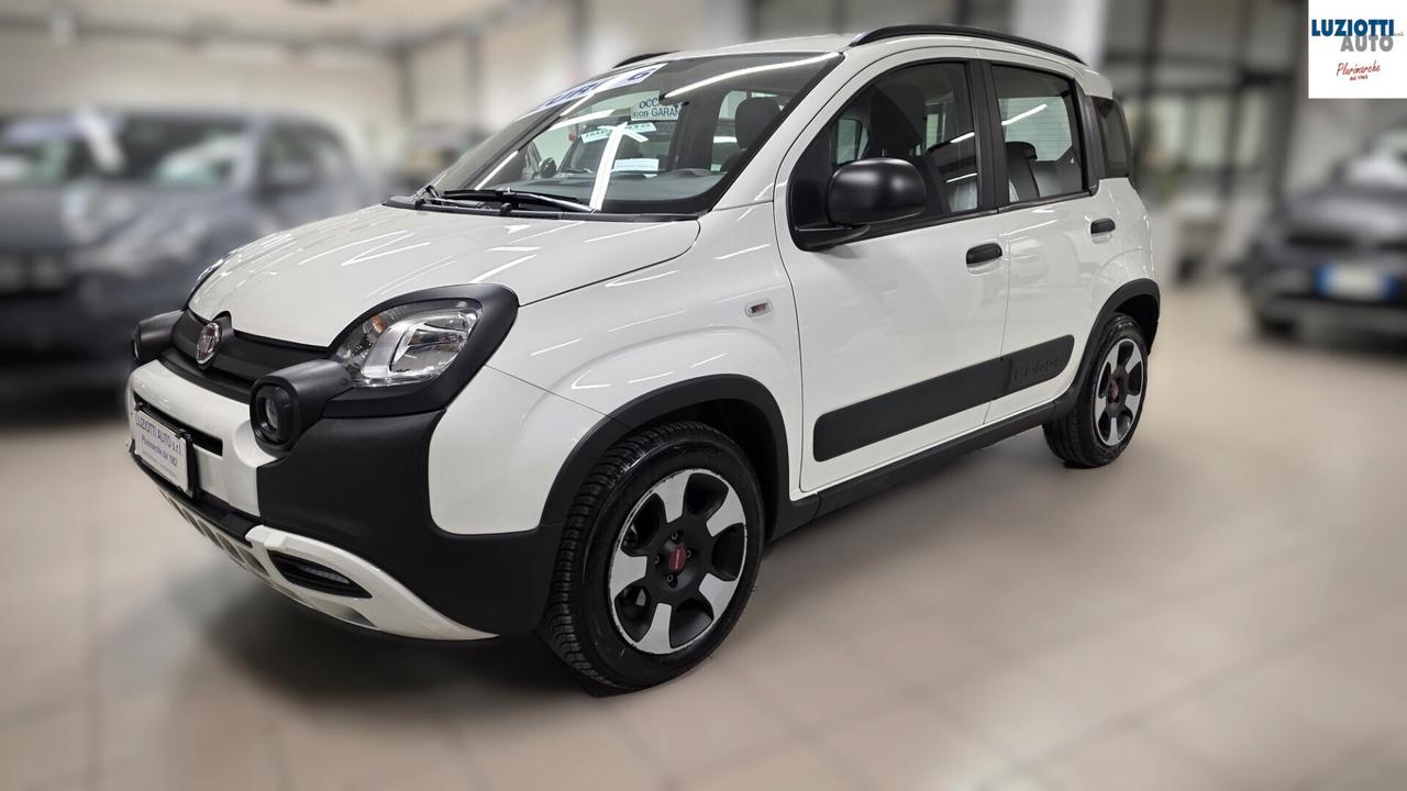 Fiat Panda CITY CROSS 1.0 HYBRID
