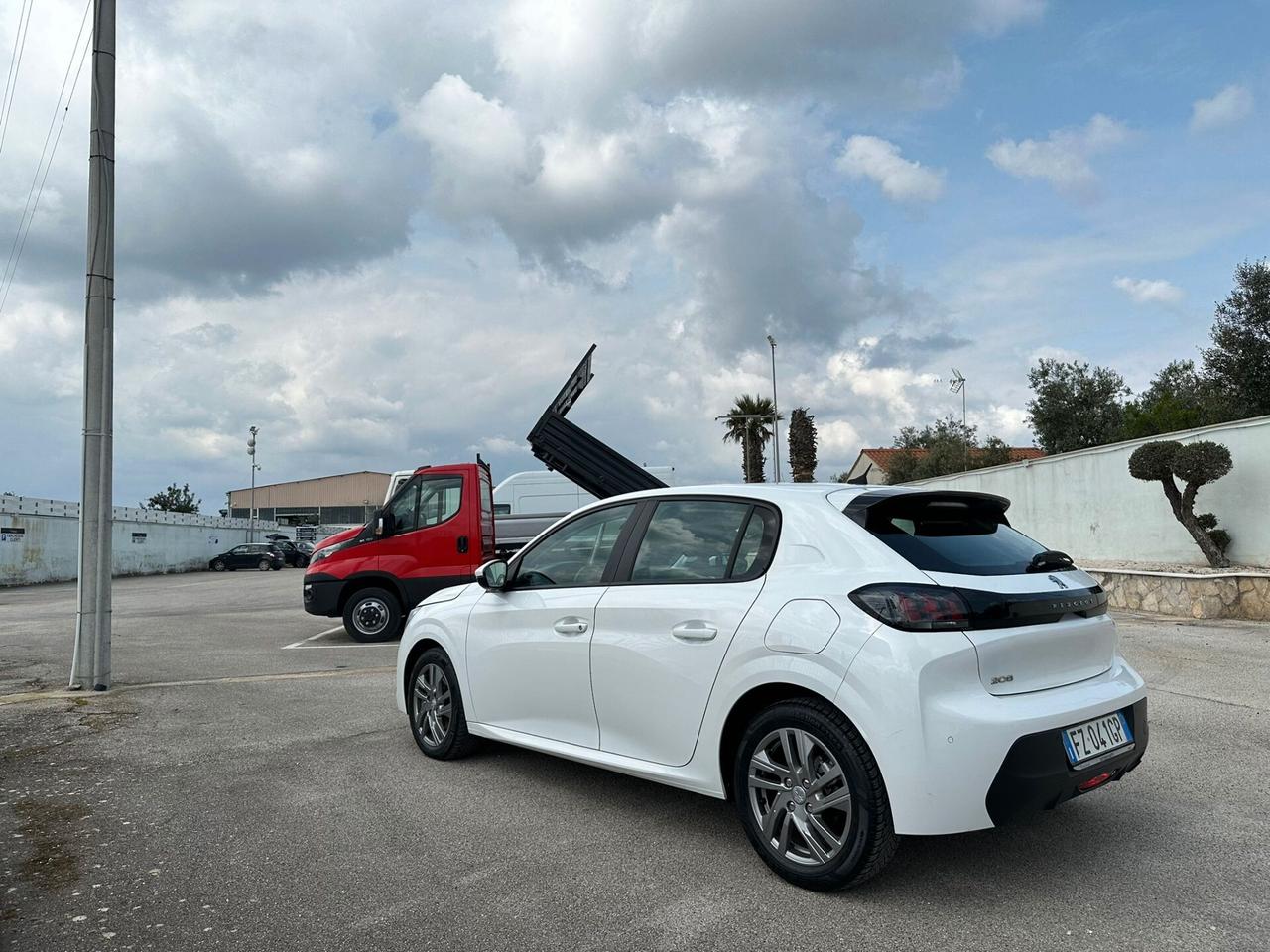 PEUGEOT 208 BlueHDi 100 S&S 5 porte Allure