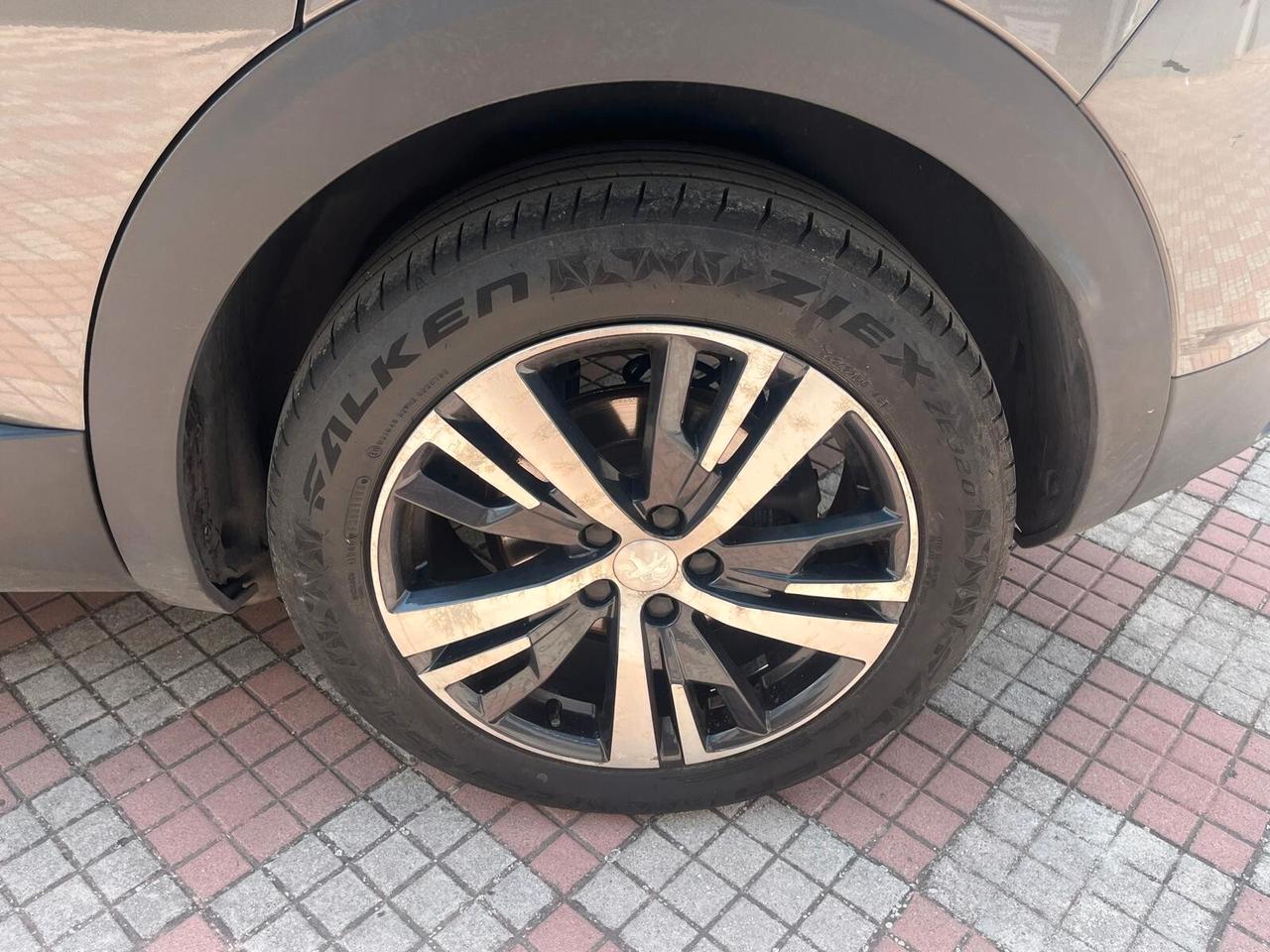 Peugeot 3008 BlueHDi 130 S&S EAT8 GT Line