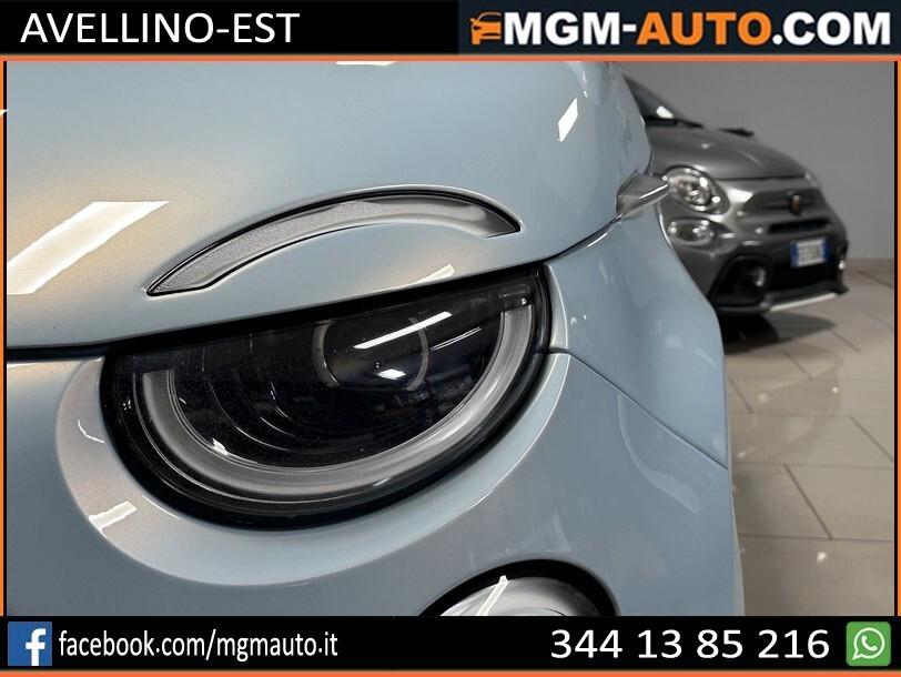 Fiat 500 500e Berlina 42 kWh La Prima