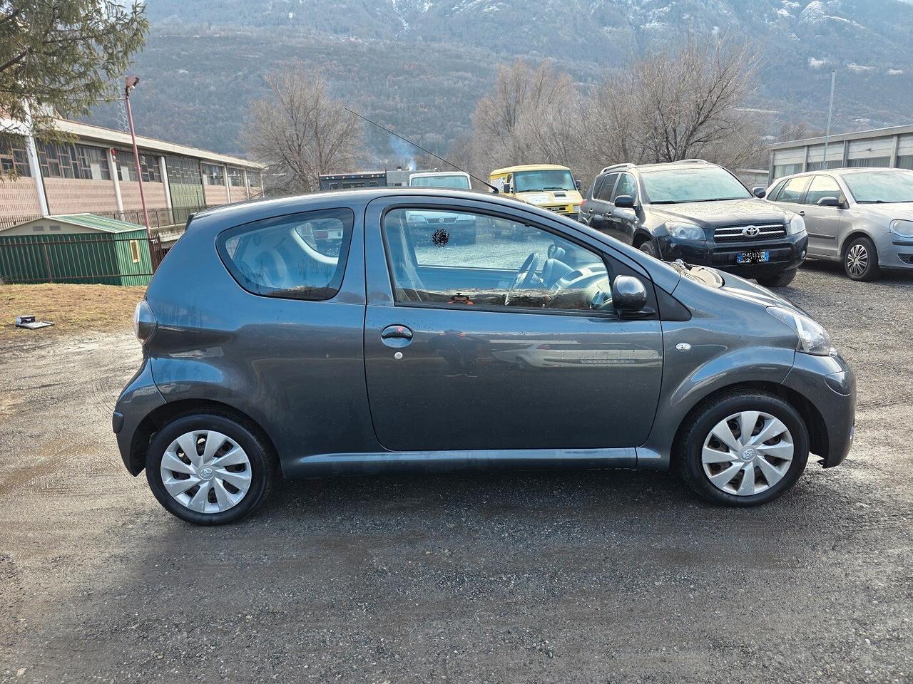 Toyota Aygo 1.0 12V VVT-i NEOPATENTATI