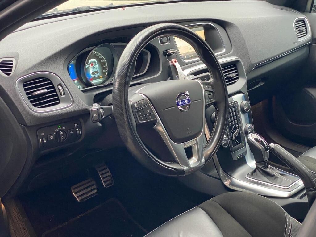 Volvo V40 D2 1.6 Momentum