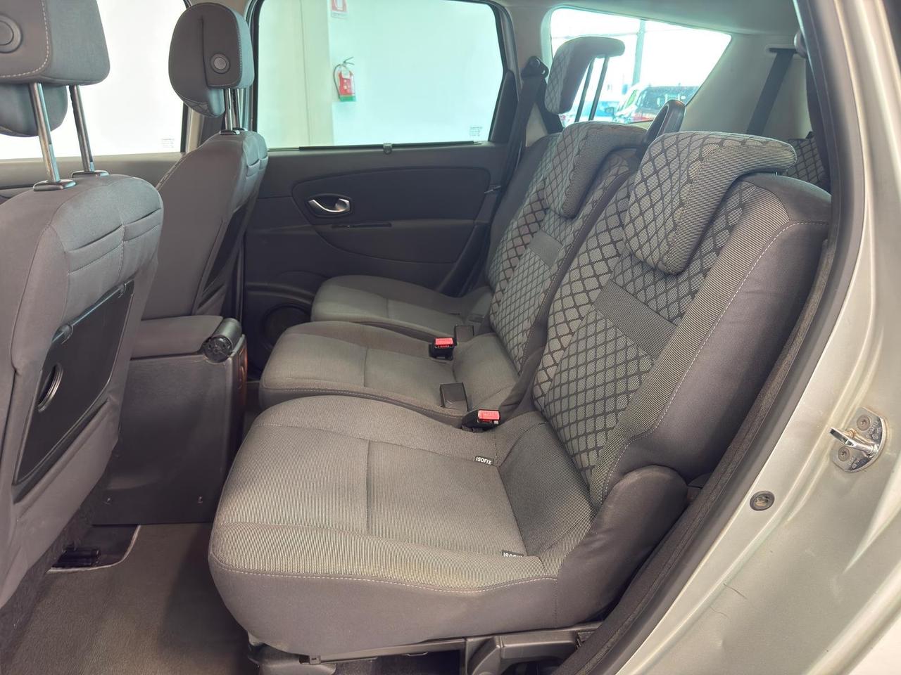 Renault Scénic 1.9 dCi 130CV Dynamique SETTE POSTI