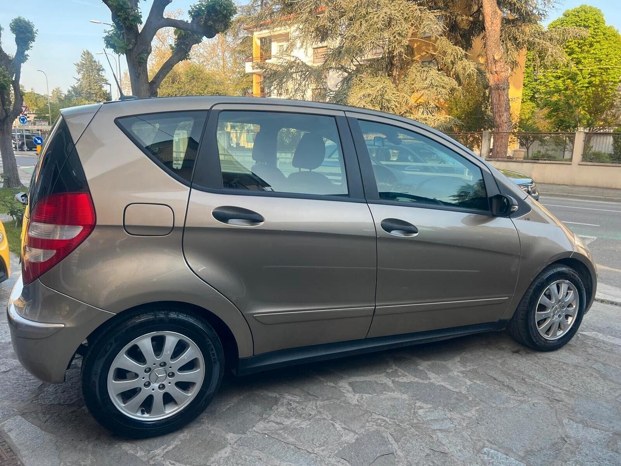 MERCEDES CLASSE A 150 AVANTGARD GPL