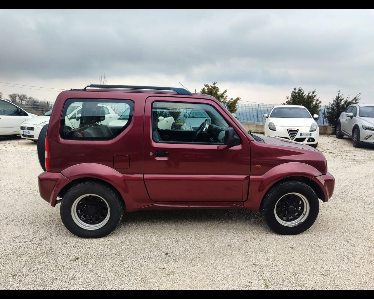 SUZUKI Jimny 3ª serie - Jimny 1.3i 16V cat 4WD JLX