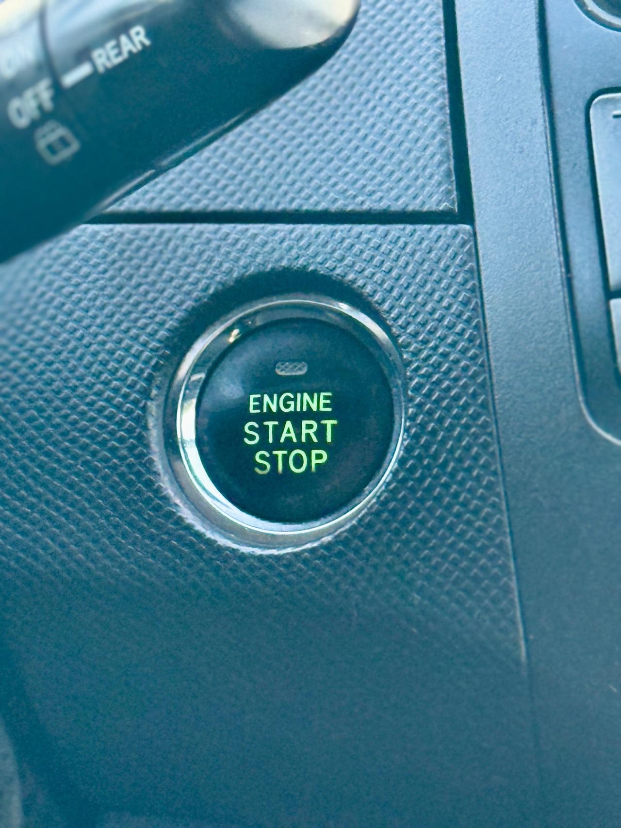 Toyota Yaris 1.3 5 porte