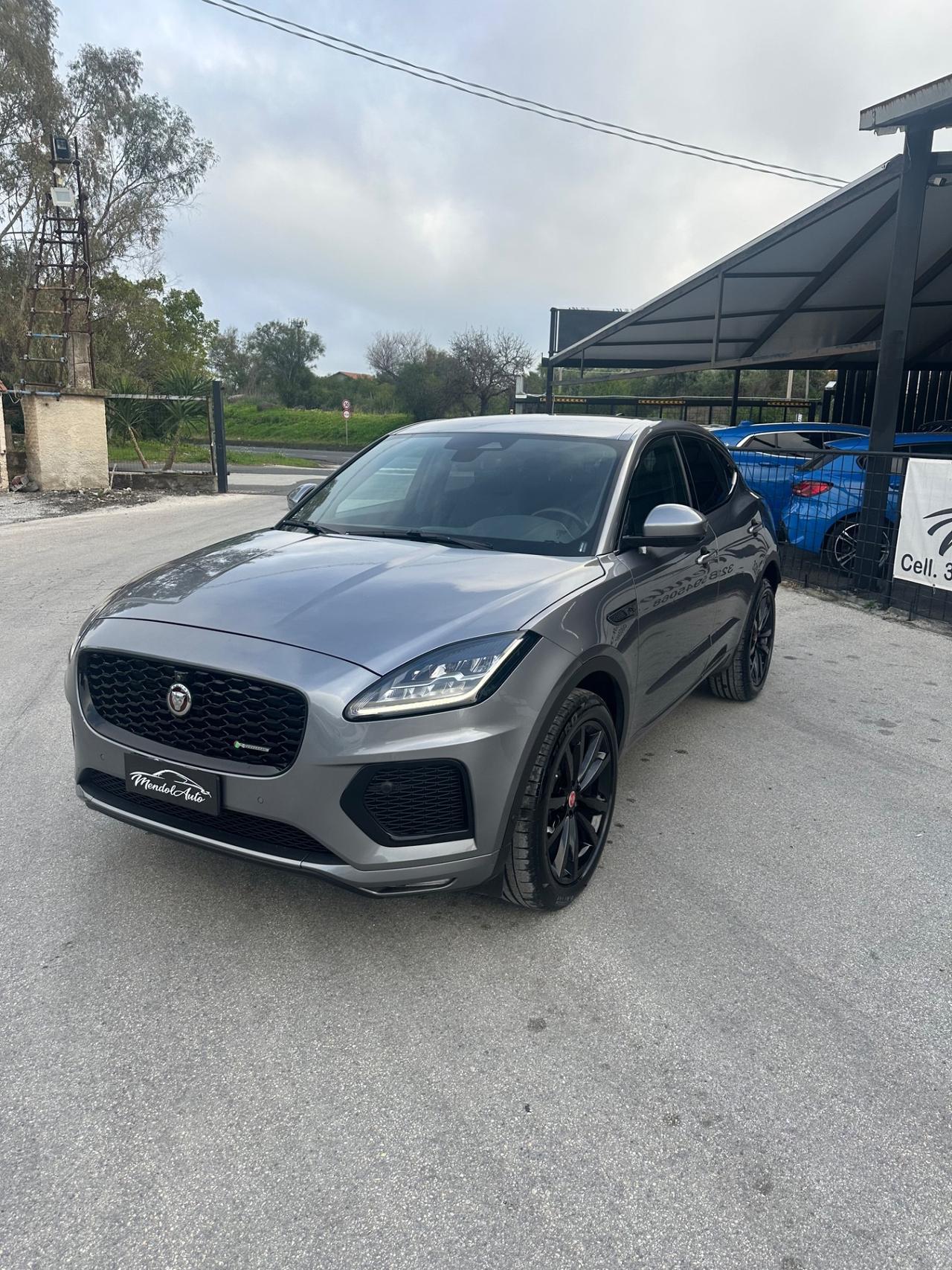 Jaguar E-Pace 2.0D I4 204 CV AWD Auto R-Dynamic S tua a 329€