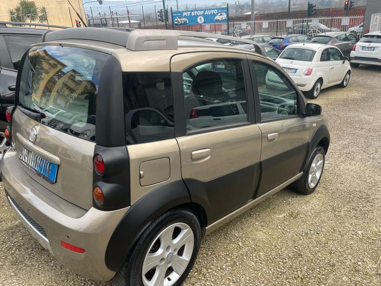 Fiat Panda 1.3 MJT 16V 4x4 Cross
