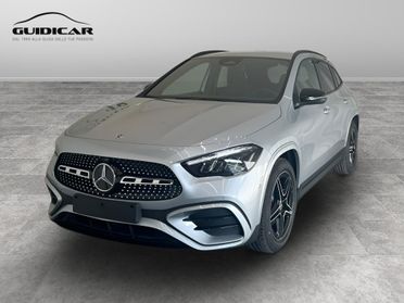 Mercedes-Benz GLA 180 d Automatic