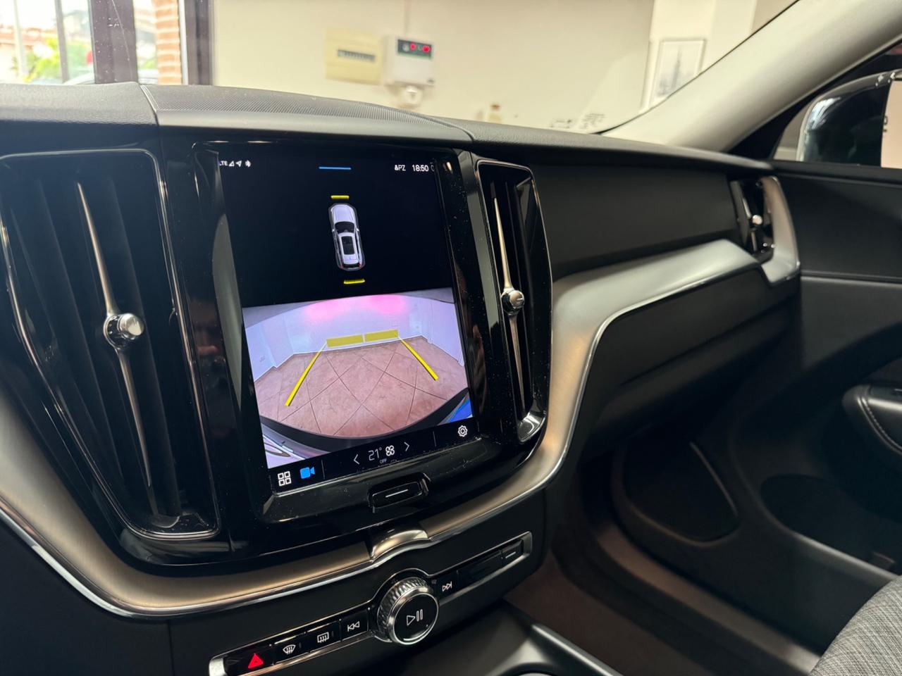 Volvo XC 60 XC60 B5 (d) AWD automatico Core