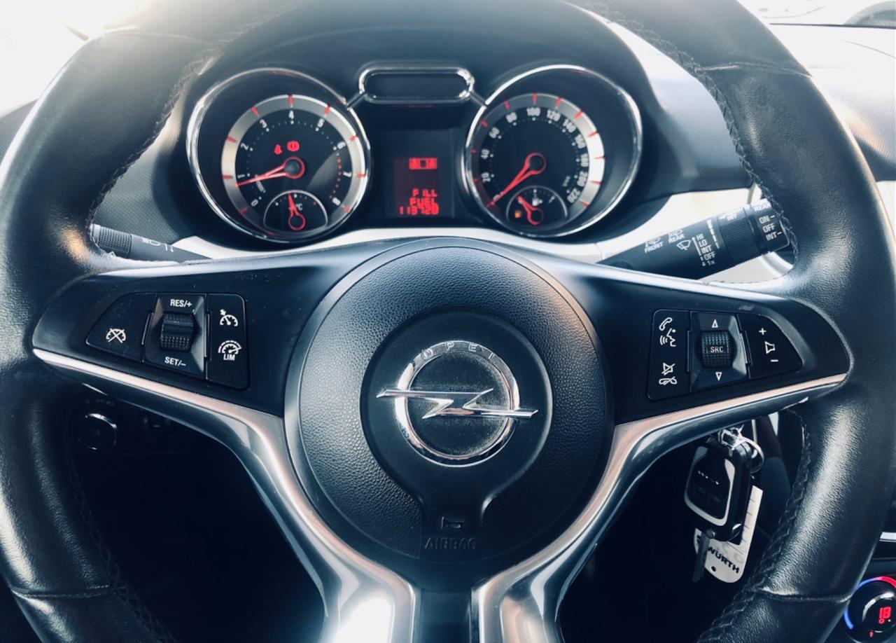 Opel Adam 1.4 87 CV Glam