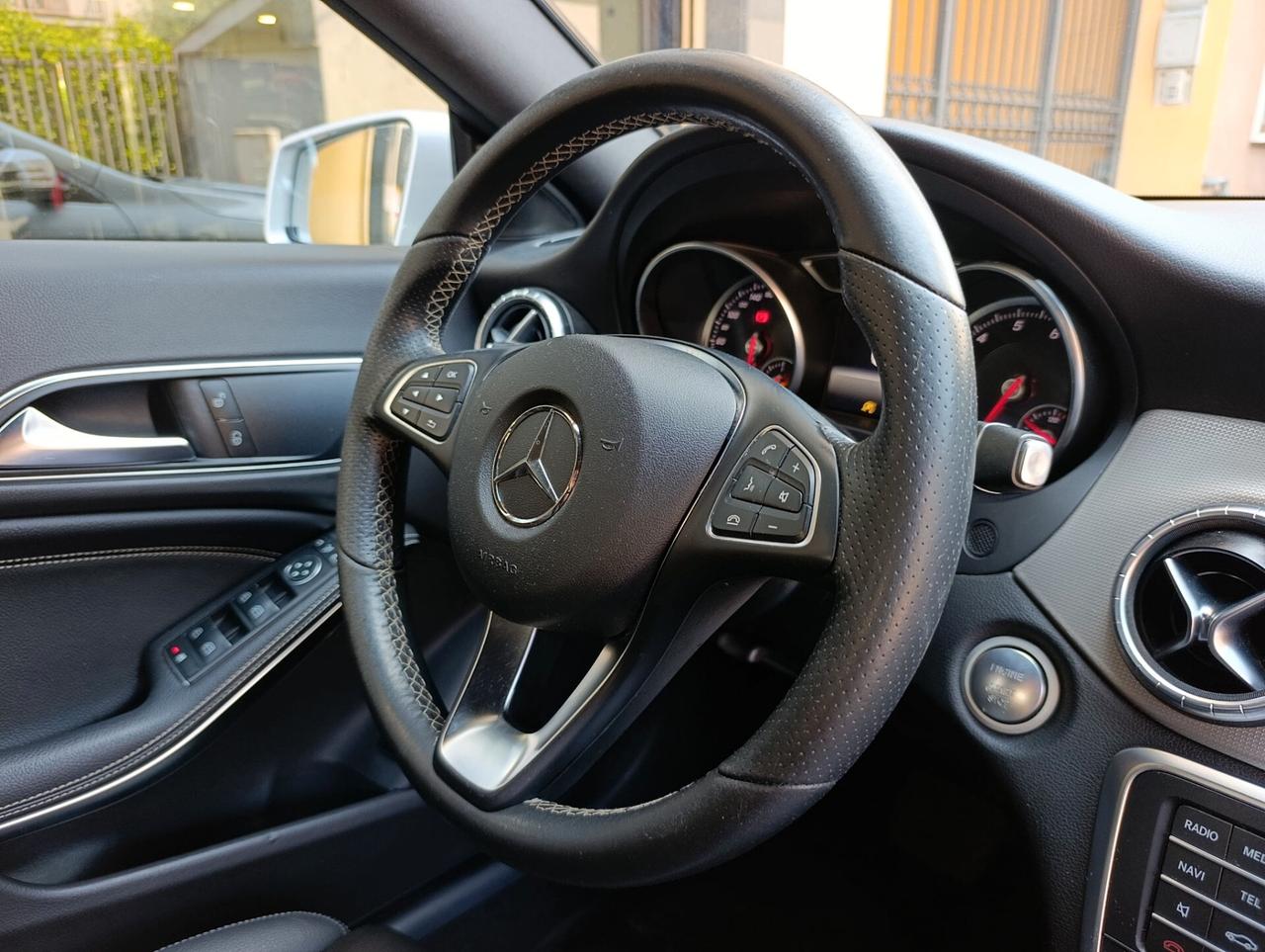 Mercedes-benz CLA 180 Sport
