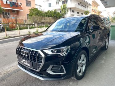 Audi Q3 2.0cc 150cv 35 TDI quattro Sport edition black line