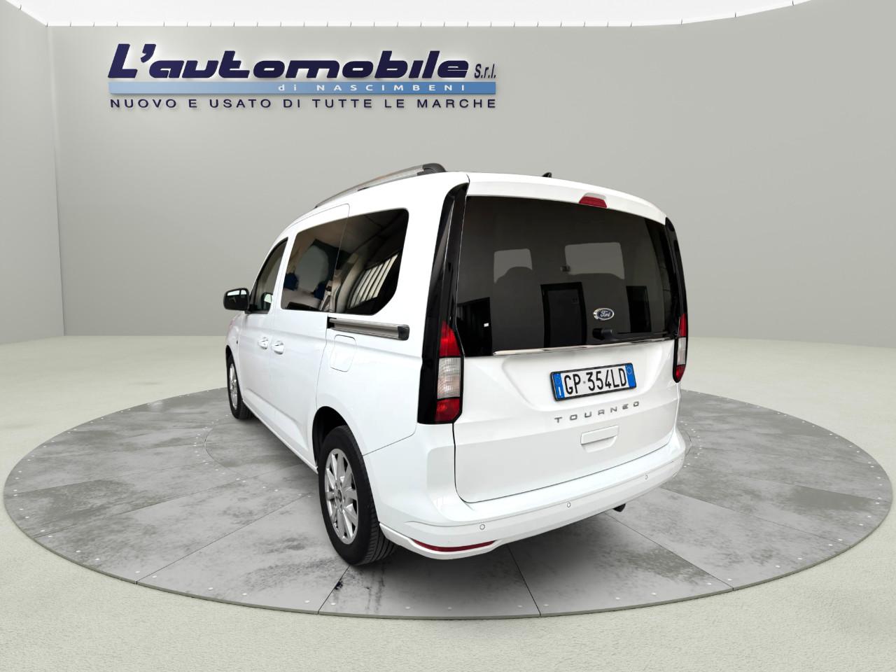 FORD Tourneo Connect 2.0 ecoblue 122cv Titanium 7 POSTI- GANCIO TRAINO