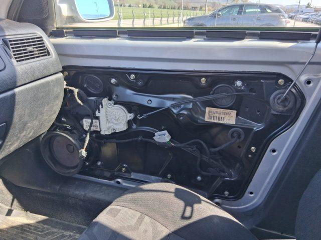 VOLKSWAGEN Golf 1.4 16V cat 5 porte IMPIANTO GPL OK NEOPATENTATI