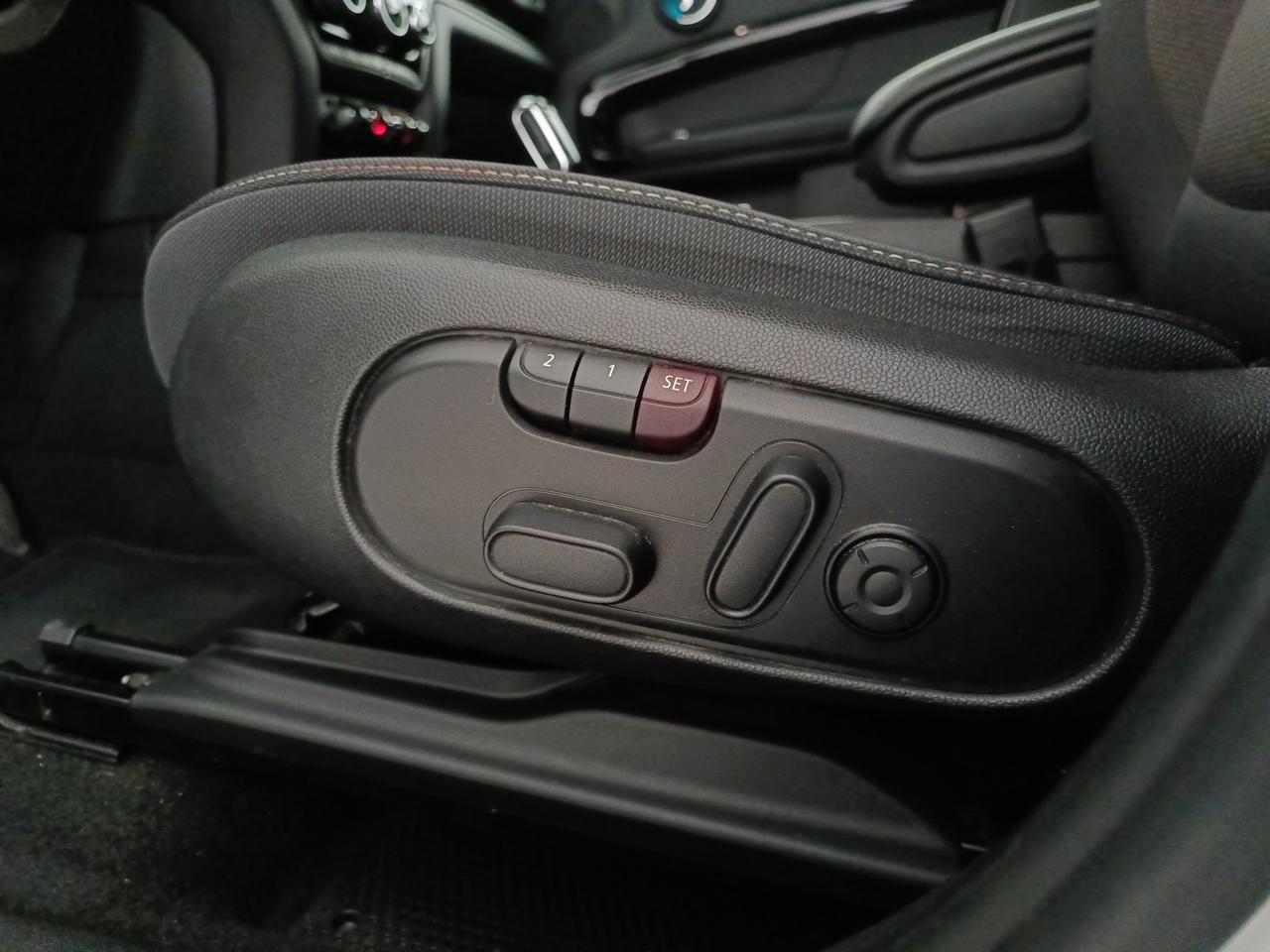 MINI Mini Countryman 1.5 Cooper Essential auto