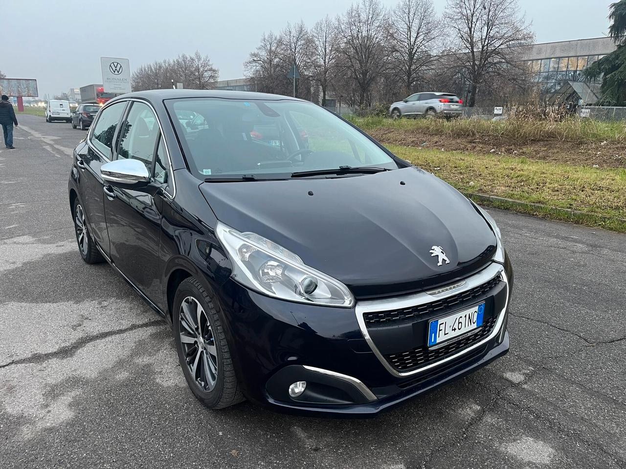 Peugeot 208 BlueHDi 75 5 porte Allure