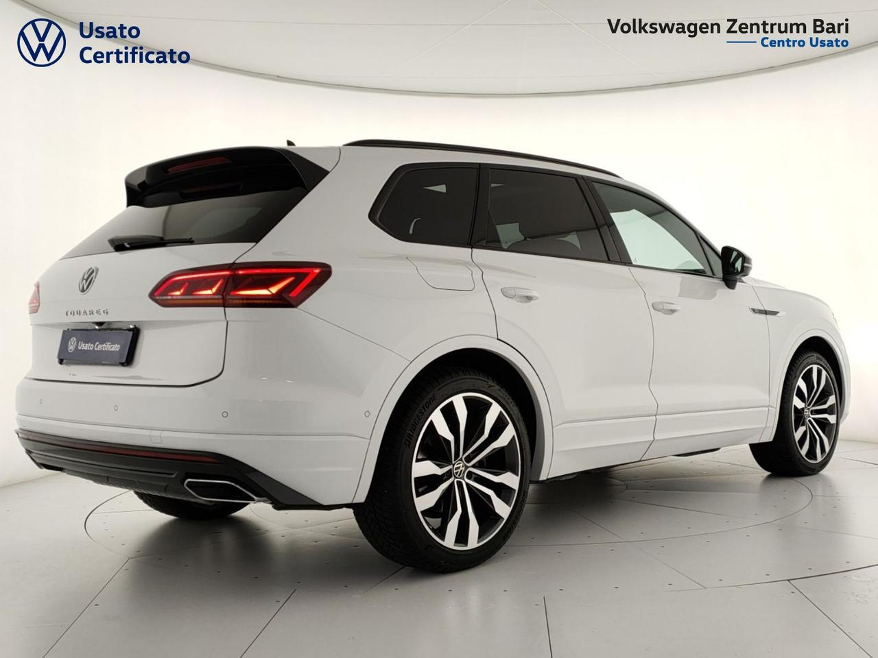 Volkswagen Touareg 3.0 v6 tdi elegance r-line exterior pack 231cv tiptronic