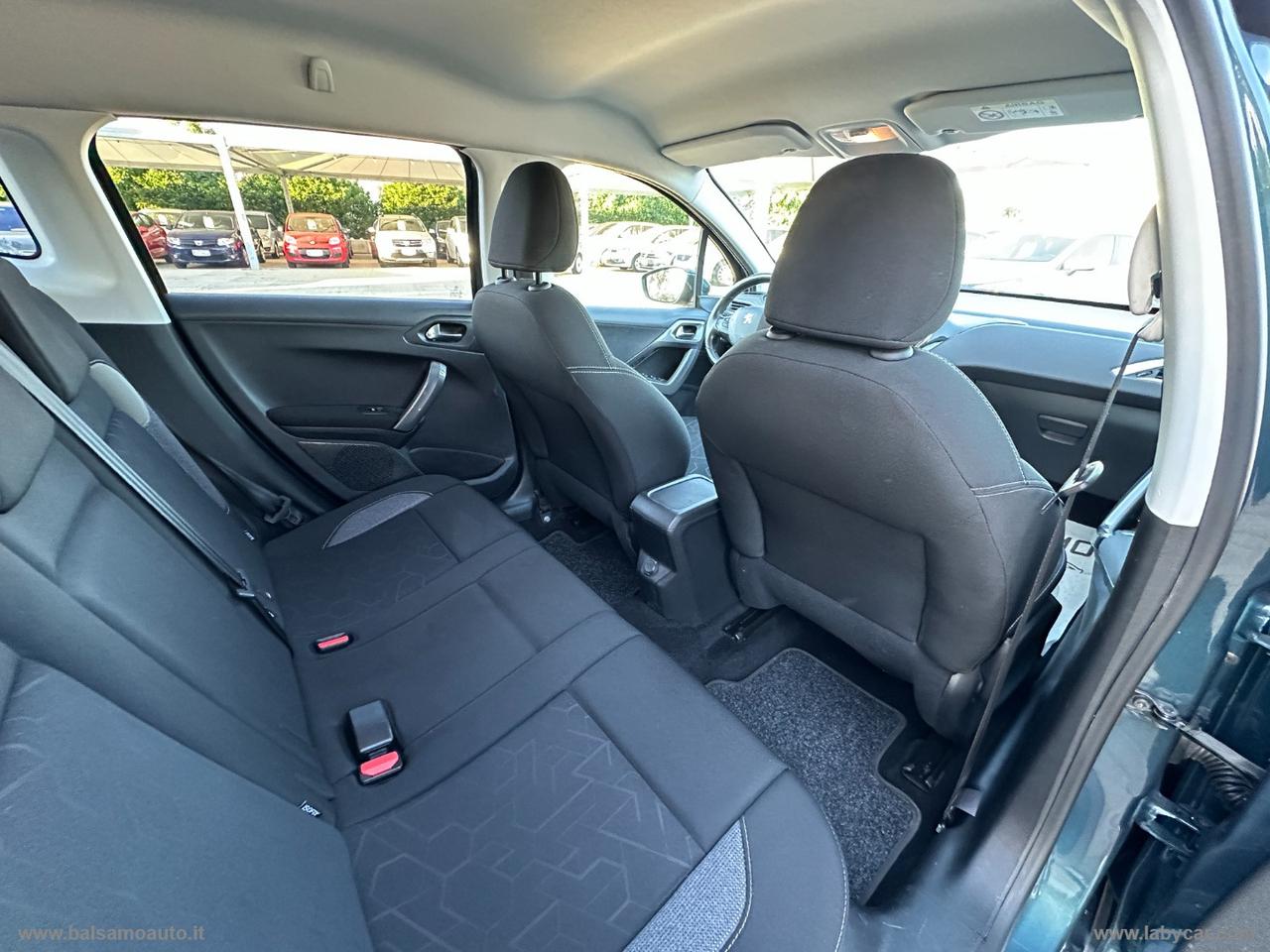 PEUGEOT 2008 BlueHDi 100 Allure