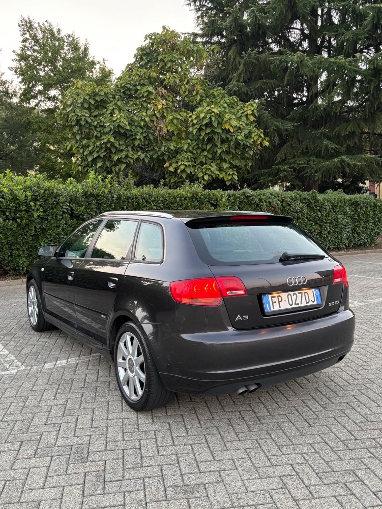 Audi A3 S line 2.0 140cv