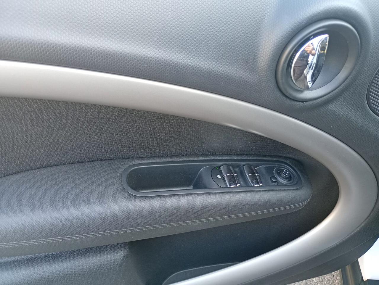 MINI COOPER COUNTRYMAN 1.6 DIESEL SOLO 37.000 KM