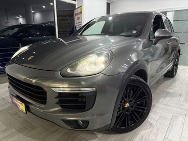 Porsche Cayenne 3.0D250cv BLACK+R21+CHRONO SPORT2016