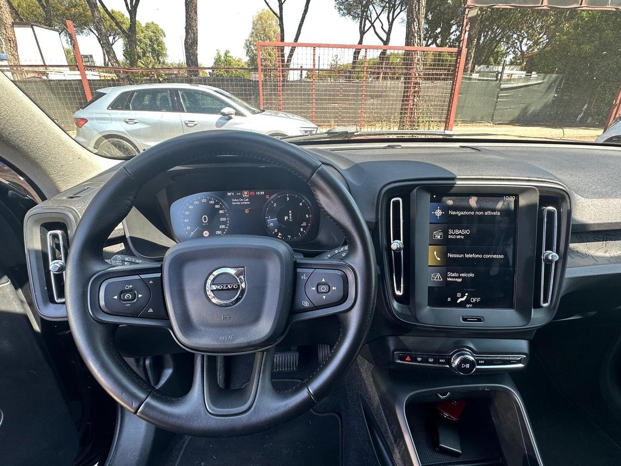 Volvo XC40 D3 AWD Geartronic Momentum kamera *promo*
