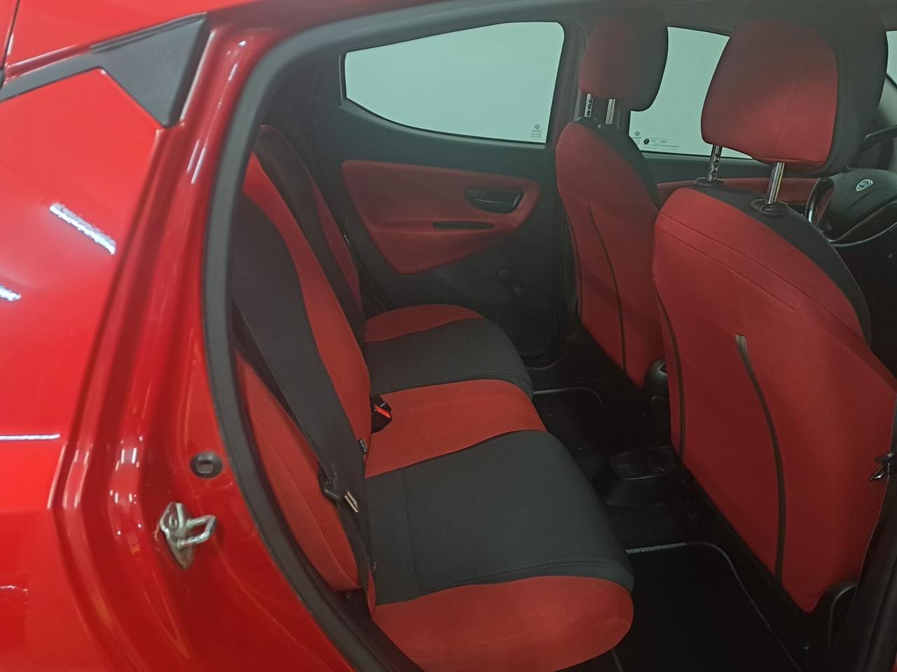 Lancia Ypsilon 0.9 TwinAir 85 CV Metano Ecochic 20