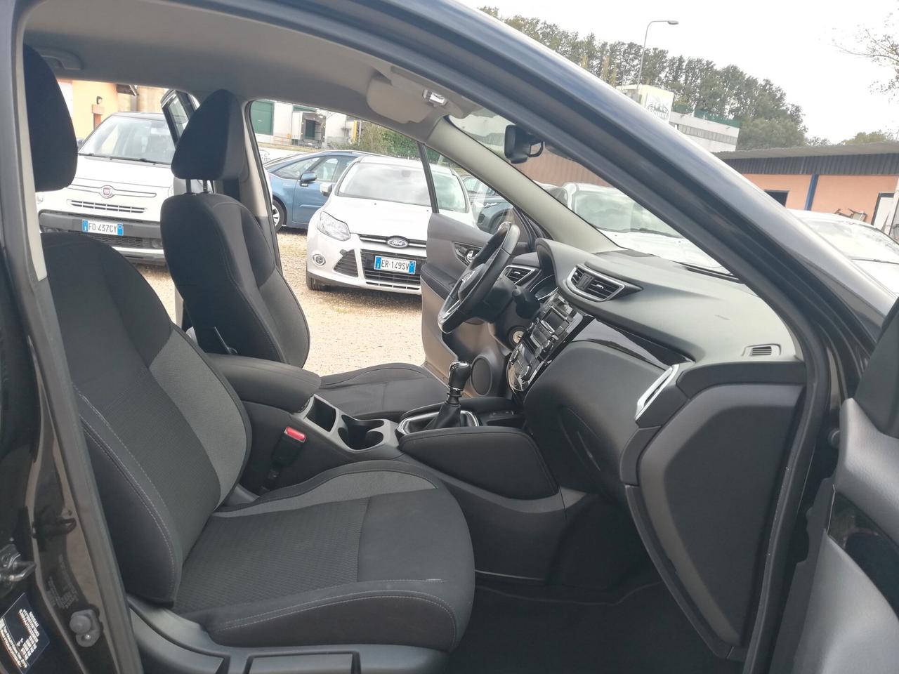 Nissan Qashqai 1.5 dCi 115 CV Visia