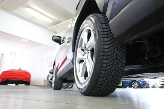 TOYOTA RAV 4 MY23 RAV4 2.5 HV (222CV) E-CVT AWD-i Dynamic