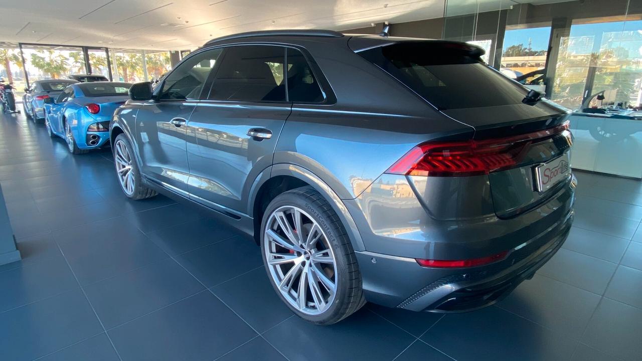 Audi Q8 50 TDI 286cv Pano-23"-Pelle Rombi-G.traino-N.Vision-Cam.360°-SoftClose-Matrix-